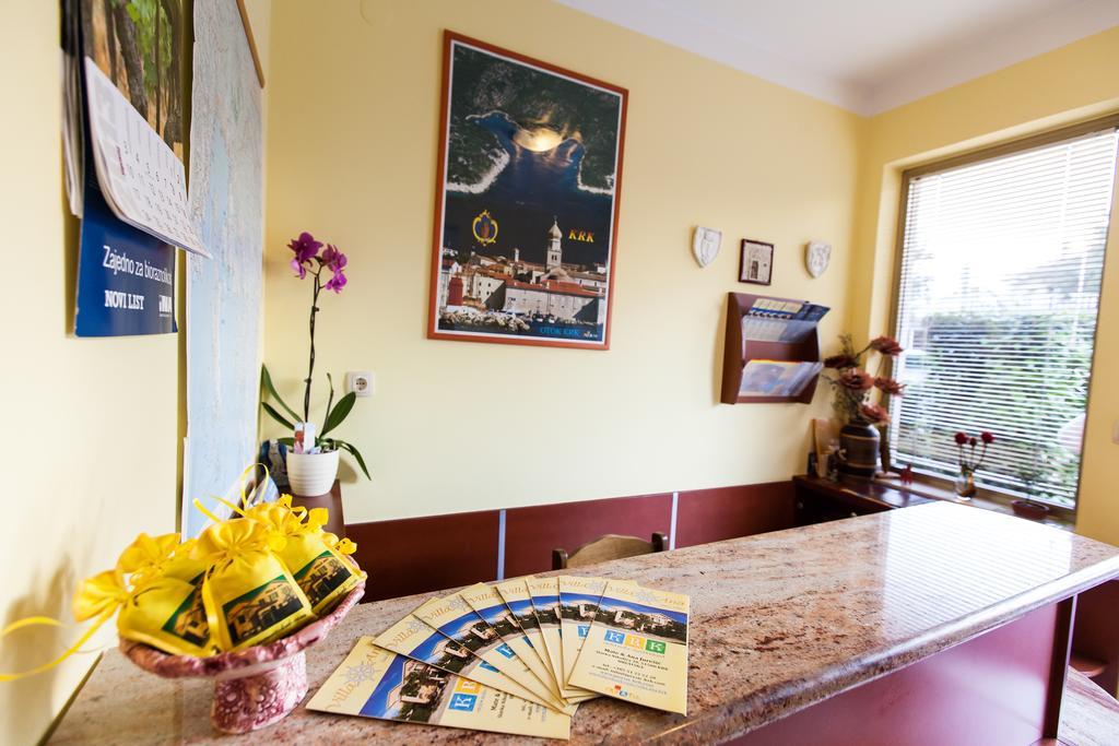 Apartments Villa Ana Крк Екстер'єр фото