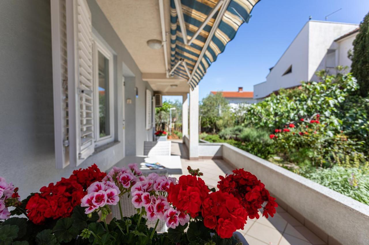 Apartments Villa Ana Крк Екстер'єр фото